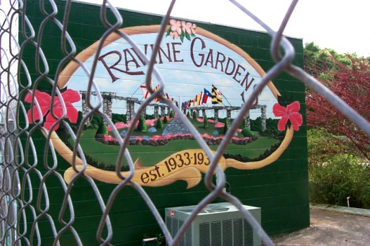 Ravine Gardens, Welcome mural